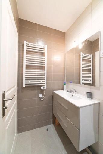 Appartement Oasis Proche De Lyon Groupama Lcdl Meyzieu Exterior photo